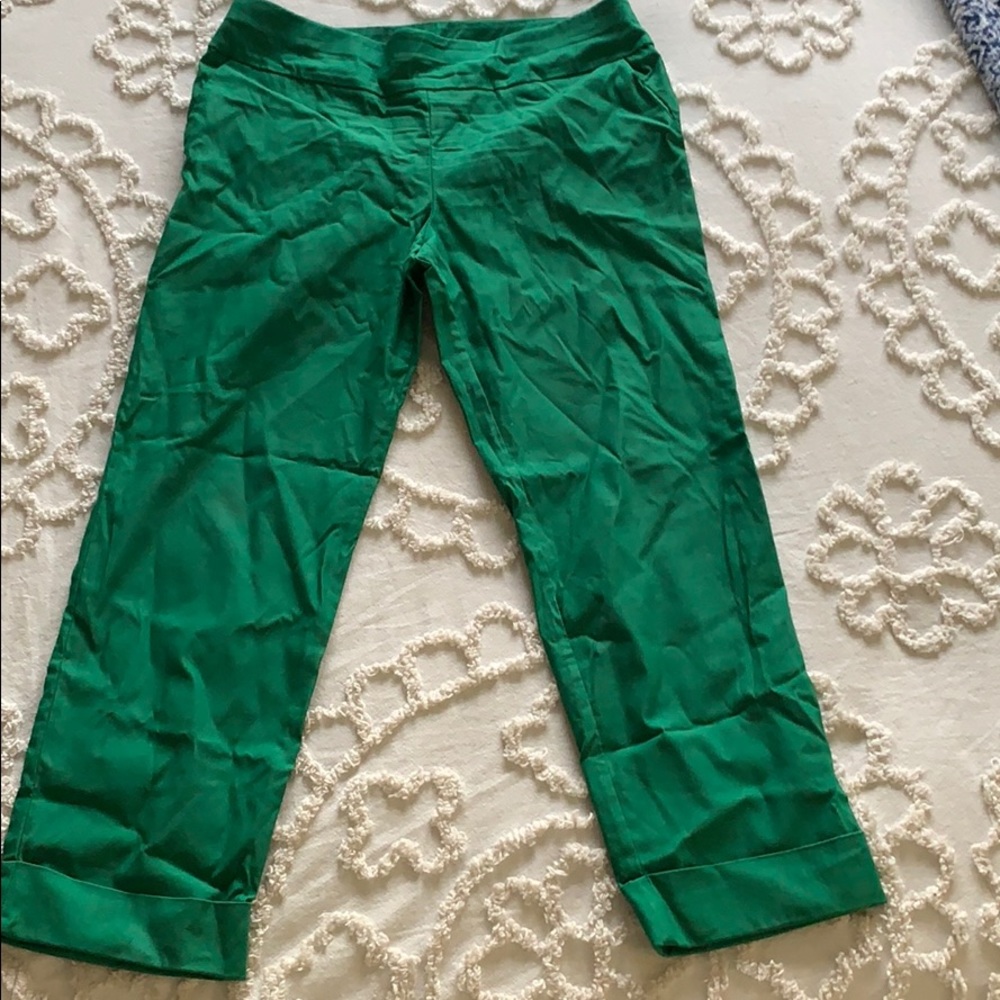 Women’s Dress Capris